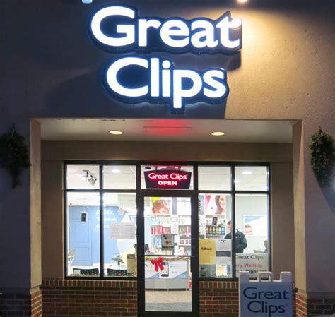 great clips pacific beach